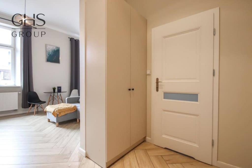 Piekny Apartament W Zabytkowej Kamienicy Cracóvia Exterior foto
